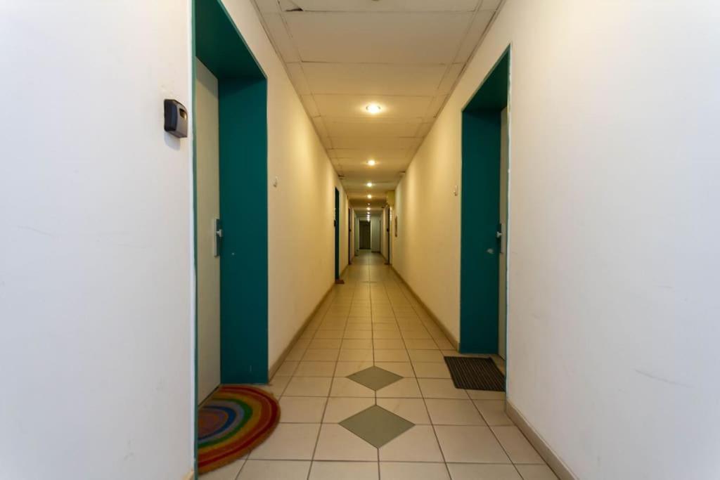 شقة Gozsdu White Raven 3 - Terrace And Free Underground Parking بودابست المظهر الخارجي الصورة
